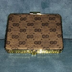 UP-cycled Mirrored Compact Vintage Gucci